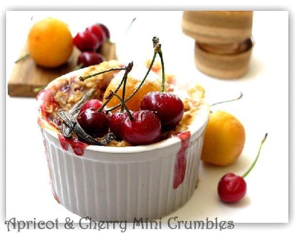 apricot-cherry-crumble apricot-cherry-crumble