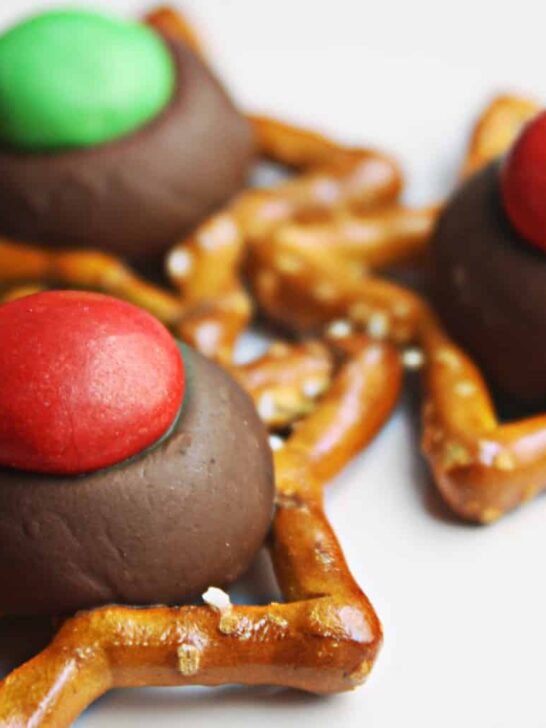 Easy Christmas cookies on a white plate