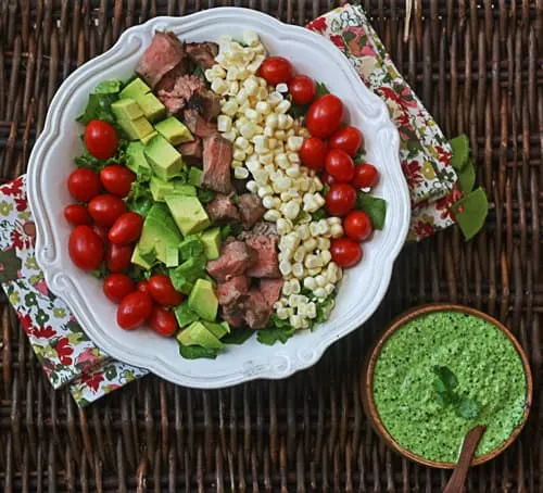steak salad with cilantro-jalapeno pesto