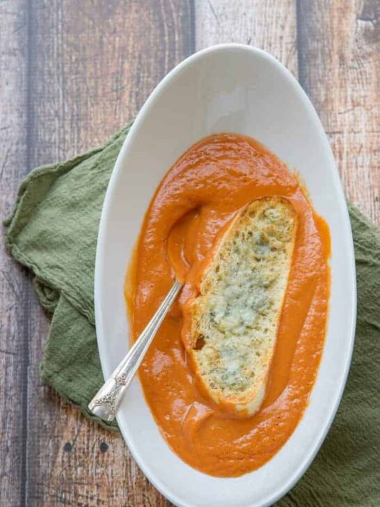 super healthy tomato soup with gorgonzola croutons (with bonus vitamix version}!