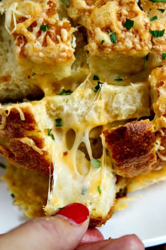 Cheesy Chive & Garlic PullApart Bread