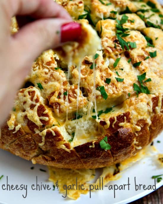 Cheesy Chive & Garlic PullApart Bread