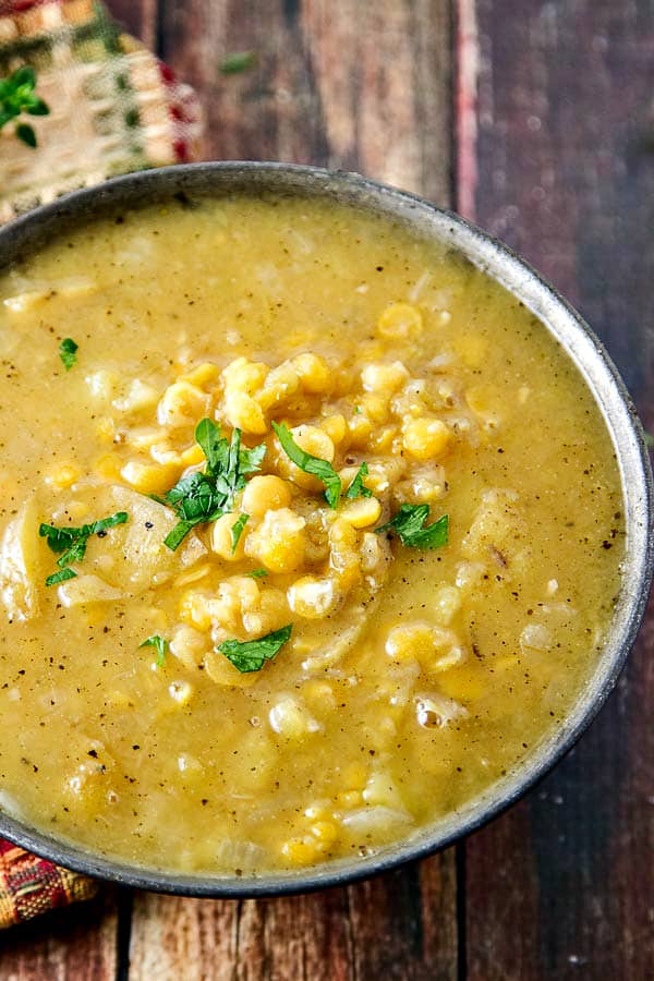 This Golden Split Pea Soup has just 8 ingredients (including water!) and is super healthy and delicious!