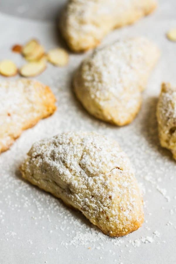 Another Almond Crescent Cookies Recipe - but this one comes from Dorie Greenspan! Light, crumbly, not too sweet and perfect for coffee or Christmas.