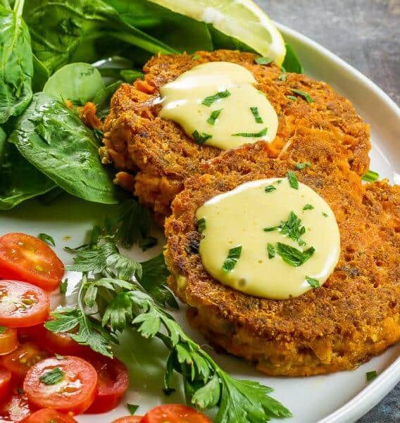 Low Carb Salmon Patties With Sriracha Aioli Southern Salmon Patties