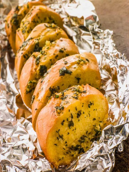Easiest Stuffed Garlic Bread Recipe • The Wicked Noodle