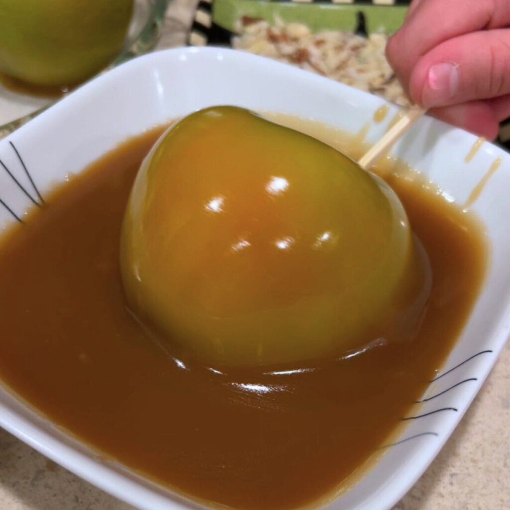 Homemade Easy Caramel Sauce (Salted & Unsalted) How To Use Homemade Caramel Sauce