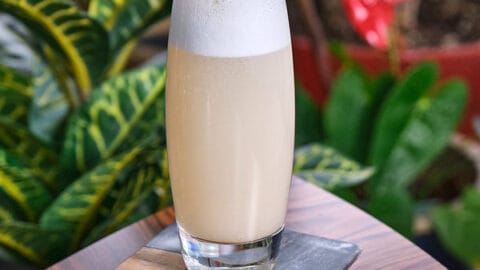 CHAMPAGNE PIÑA COLADA