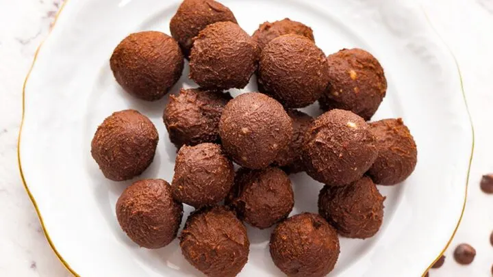 30 Fat Bombs to Make Your Non-Keto Friends Jealous