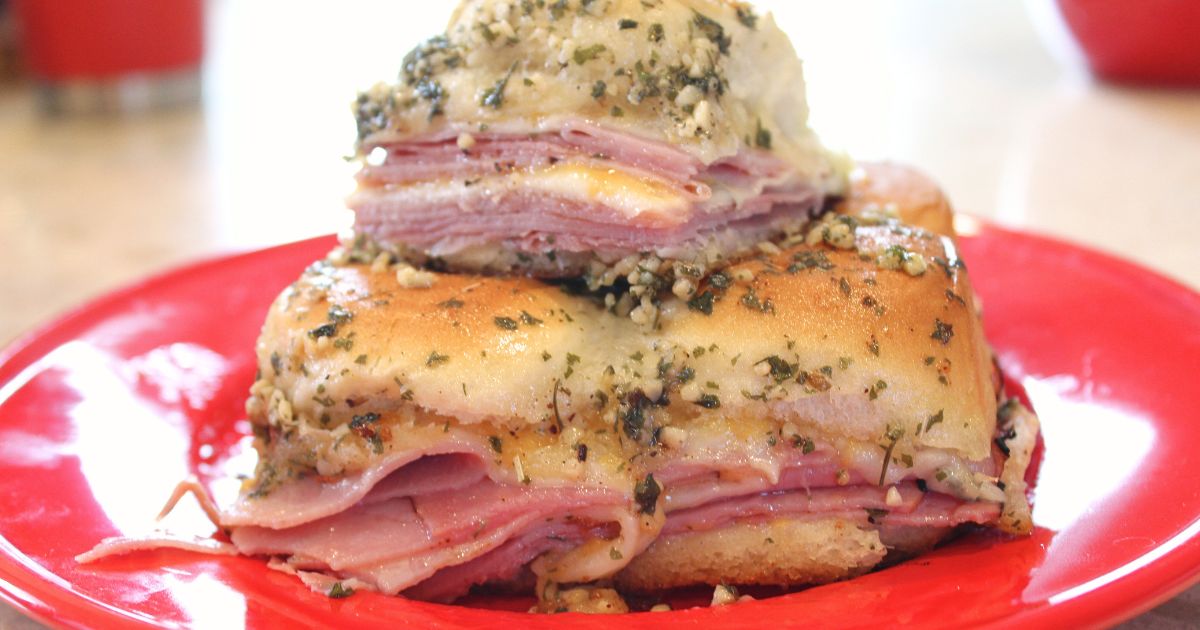 Hawaiian Roll Ham Sliders • The Wicked Noodle