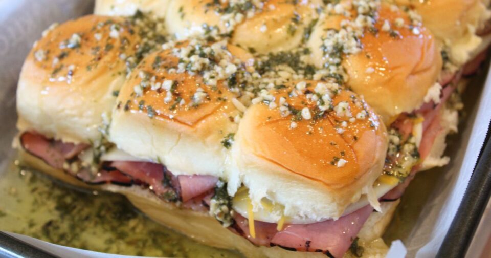 Hawaiian Roll Ham Sliders • The Wicked Noodle