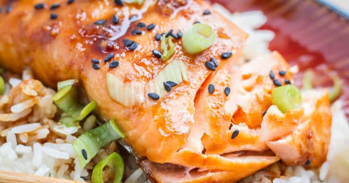 How To Reheat Salmon • The Wicked Noodle