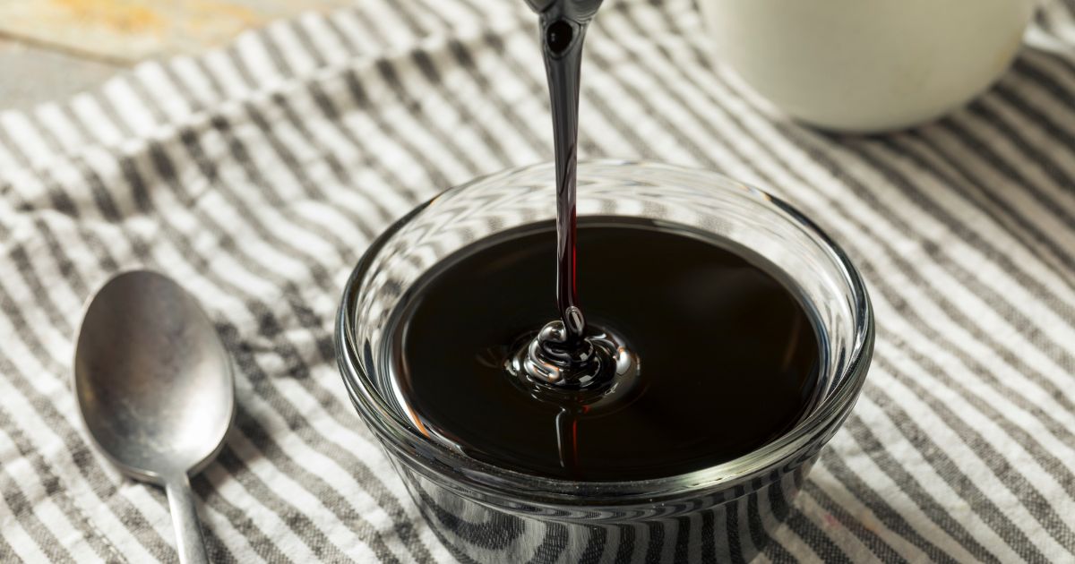 Molasses Substitutes • The Wicked Noodle