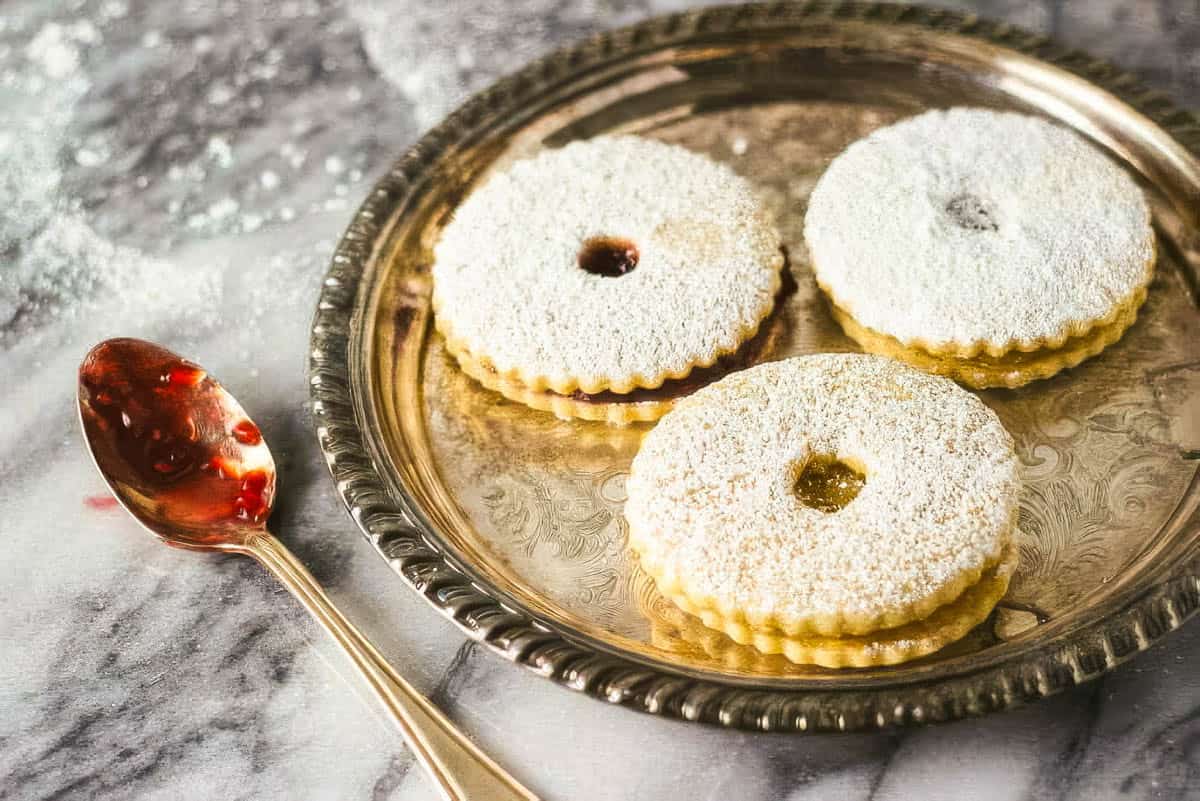 Jam Sandwich Cookies Holiday Favorite The Wicked Noodle