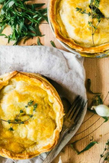 Hearty Veggie Pot Pie (Easy Comfort Food!)